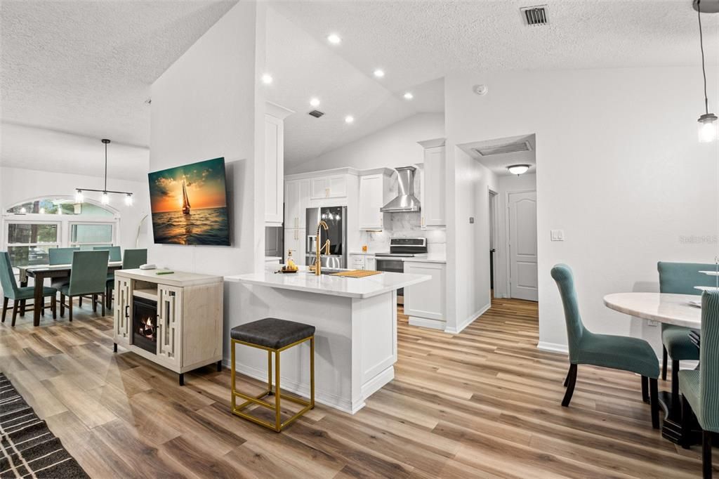 For Rent: $3,700 (3 beds, 2 baths, 1673 Square Feet)