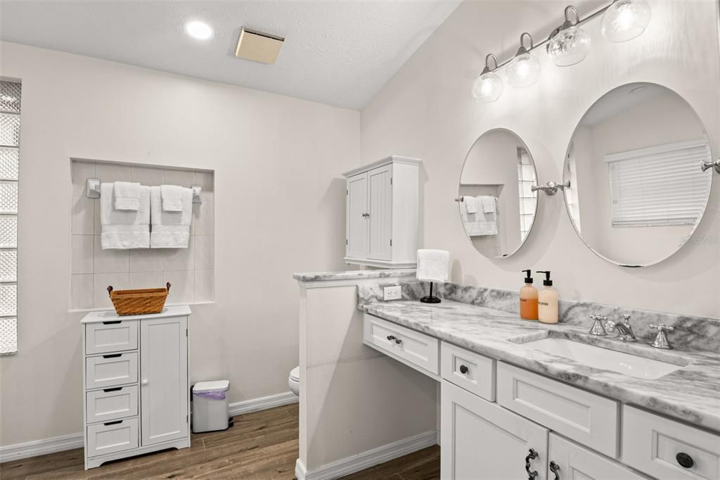 For Rent: $3,700 (3 beds, 2 baths, 1673 Square Feet)