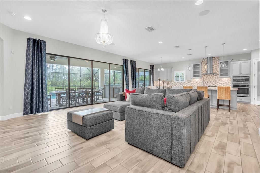 For Sale: $1,399,000 (5 beds, 4 baths, 4218 Square Feet)