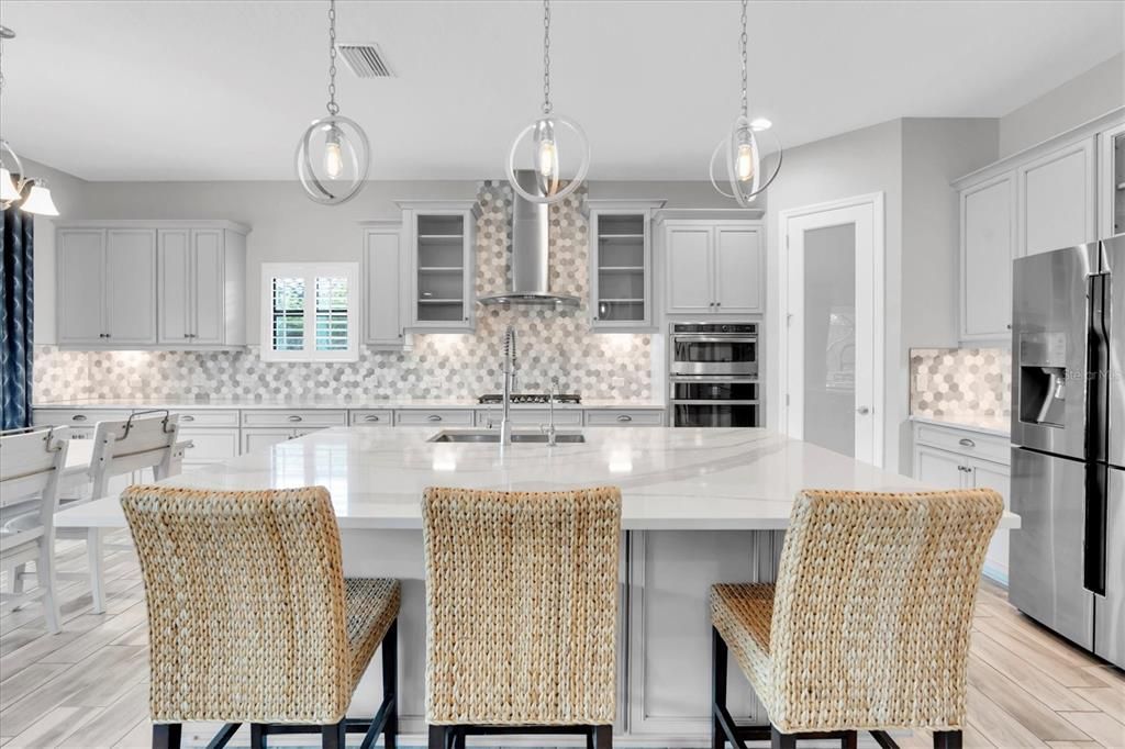 For Sale: $1,399,000 (5 beds, 4 baths, 4218 Square Feet)