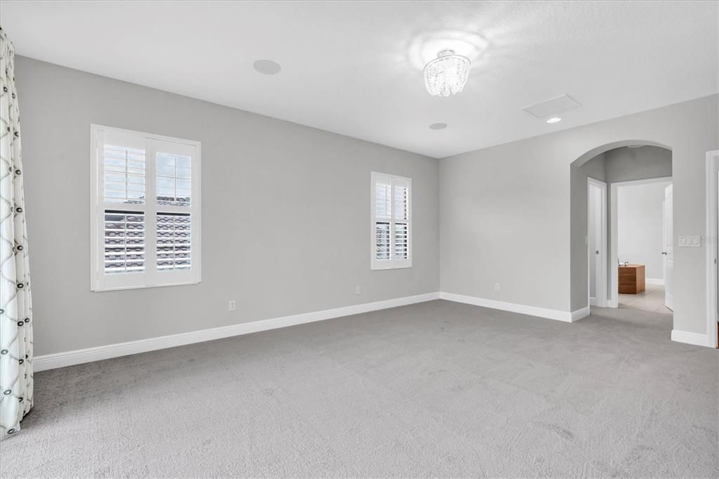 For Sale: $1,399,000 (5 beds, 4 baths, 4218 Square Feet)