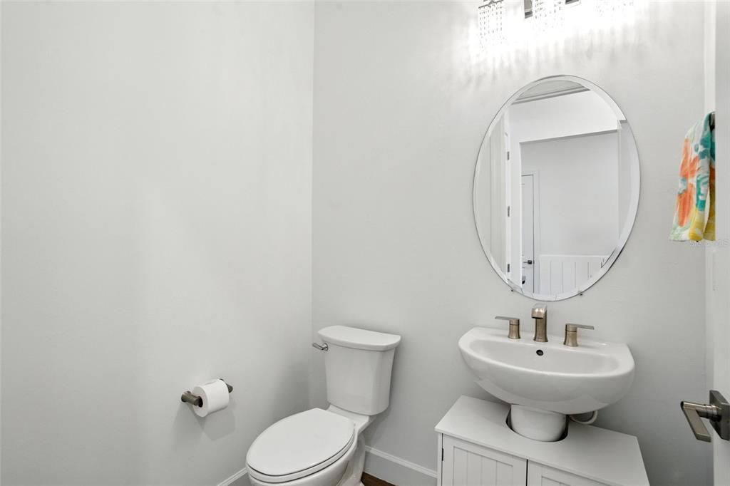 На продажу: $799,999 (3 спален, 3 ванн, 2845 Квадратных фут)