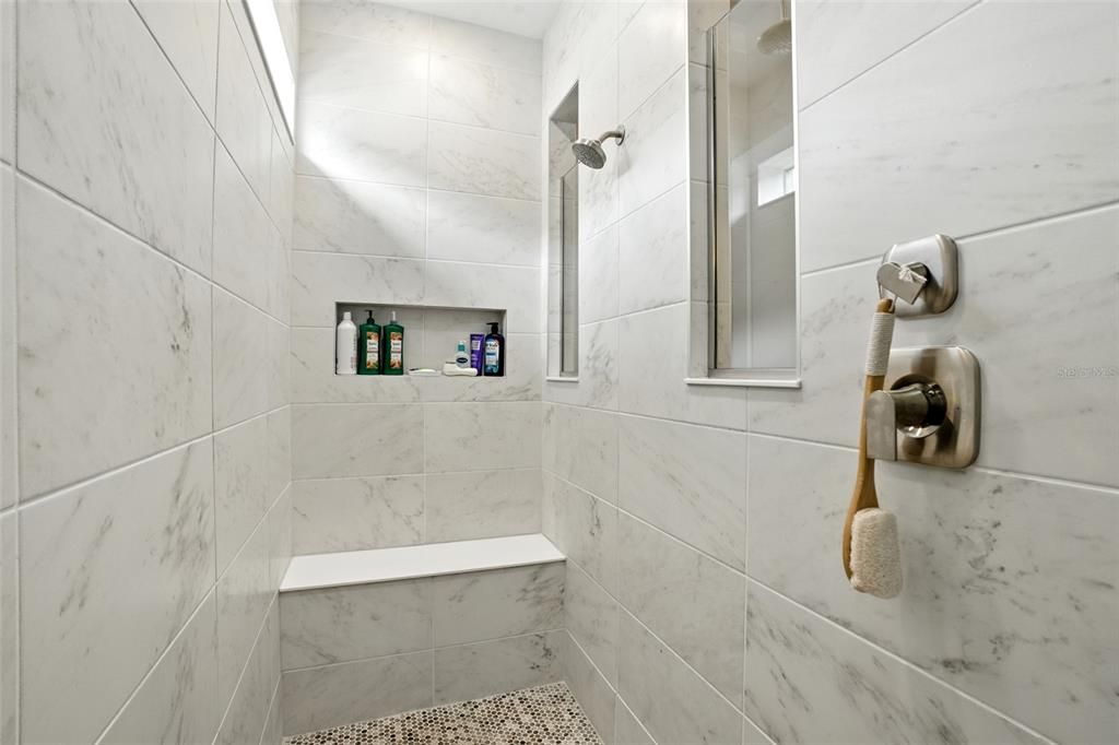 На продажу: $799,999 (3 спален, 3 ванн, 2845 Квадратных фут)