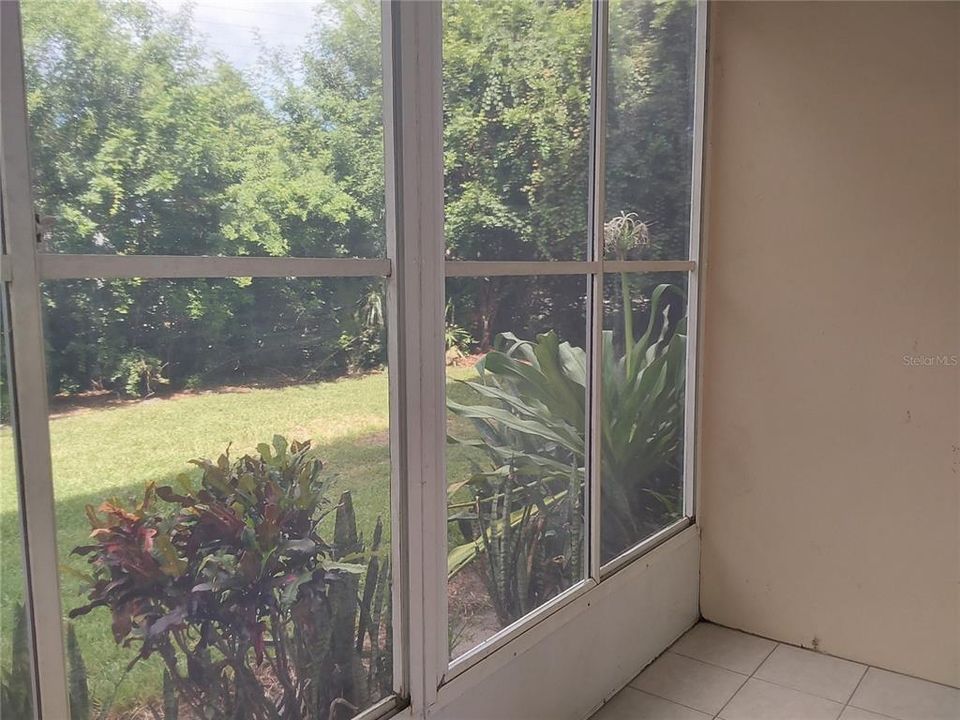 Active With Contract: $119,500 (1 beds, 1 baths, 840 Square Feet)