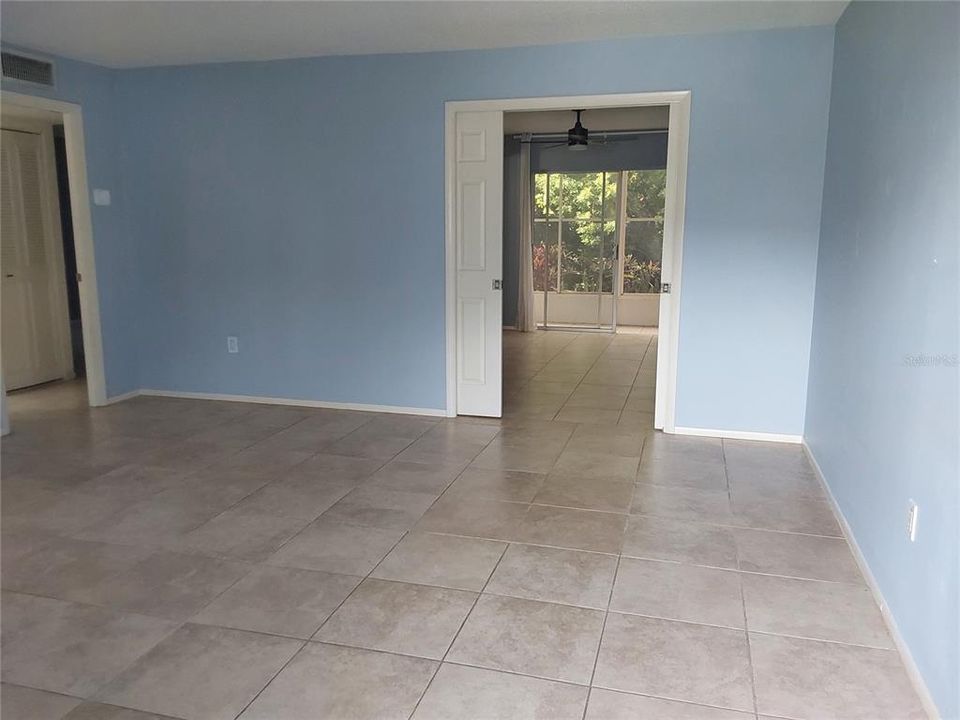 Active With Contract: $119,500 (1 beds, 1 baths, 840 Square Feet)