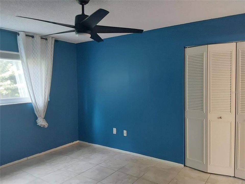 Active With Contract: $119,500 (1 beds, 1 baths, 840 Square Feet)