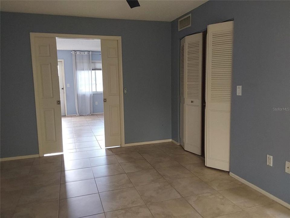 Active With Contract: $119,500 (1 beds, 1 baths, 840 Square Feet)