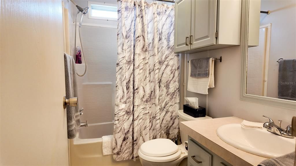 На продажу: $141,900 (1 спален, 1 ванн, 678 Квадратных фут)