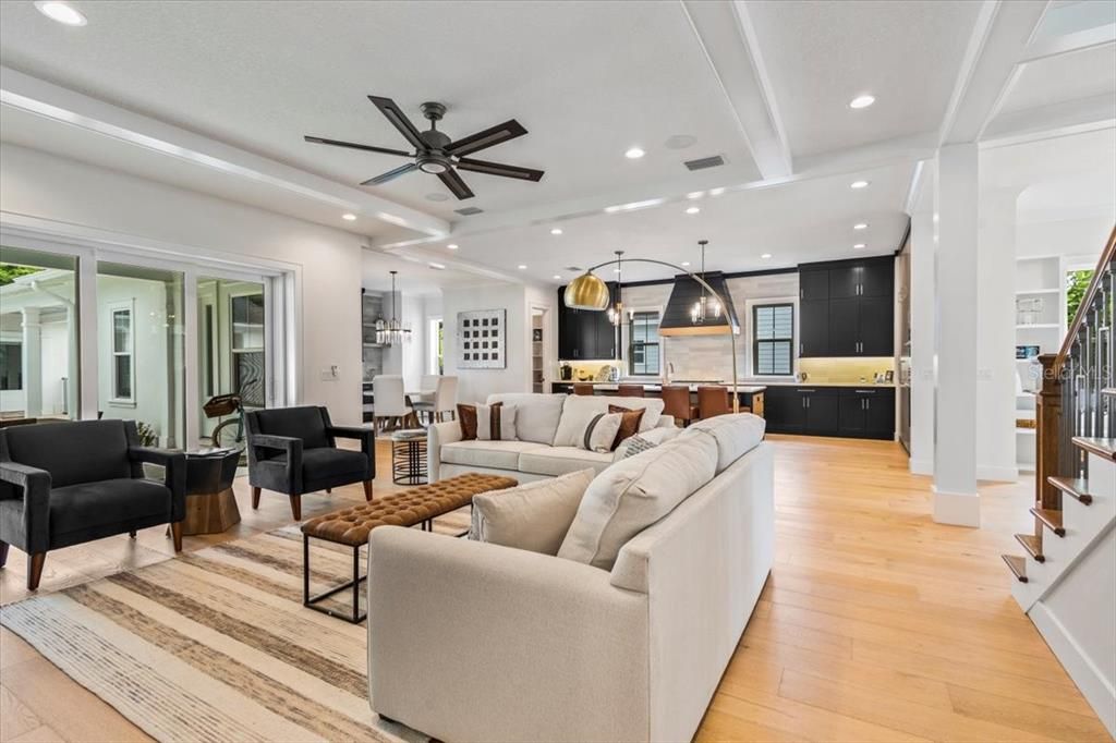 For Sale: $1,775,000 (5 beds, 4 baths, 3991 Square Feet)