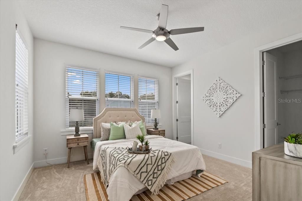 For Sale: $1,775,000 (5 beds, 4 baths, 3991 Square Feet)