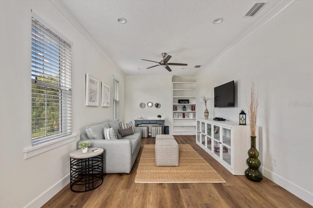 For Sale: $1,775,000 (5 beds, 4 baths, 3991 Square Feet)