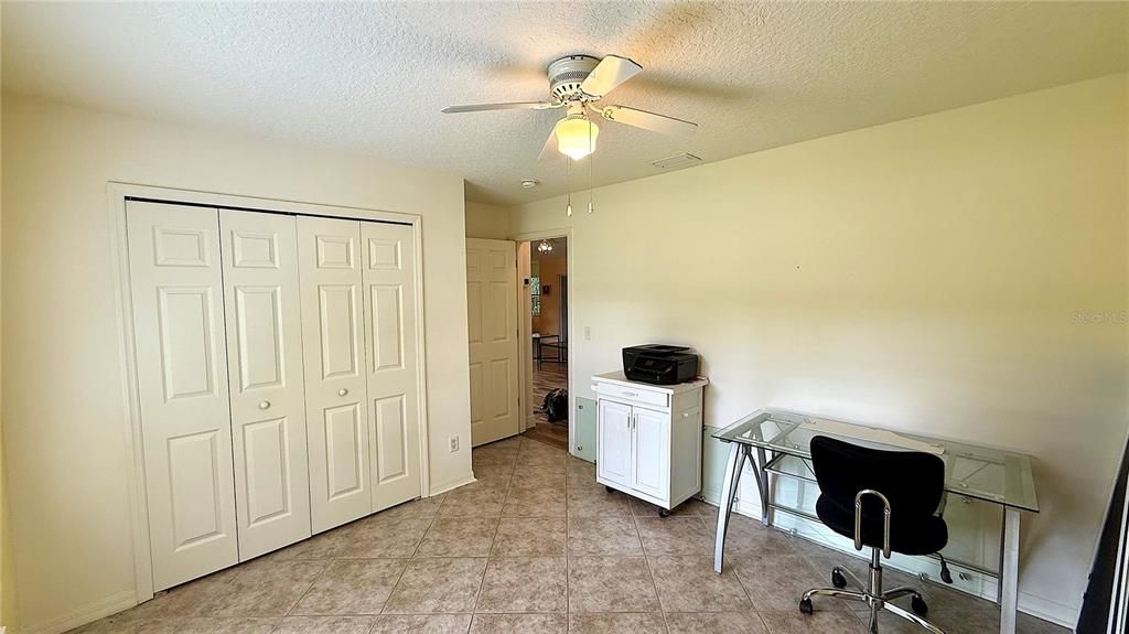 Activo con contrato: $309,000 (3 camas, 2 baños, 1807 Pies cuadrados)