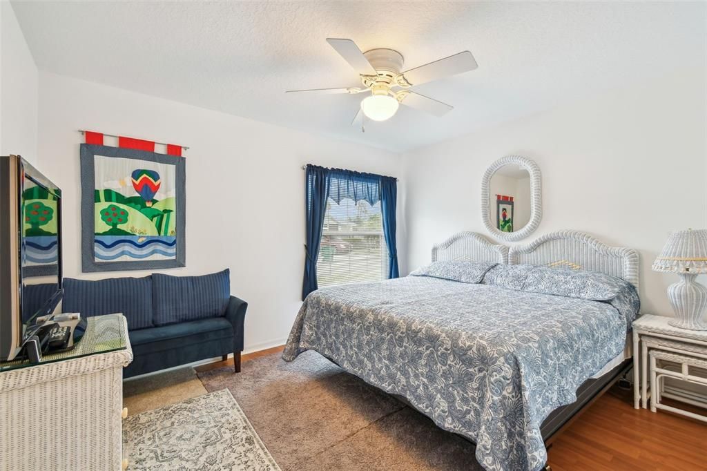 For Sale: $349,900 (3 beds, 2 baths, 1488 Square Feet)