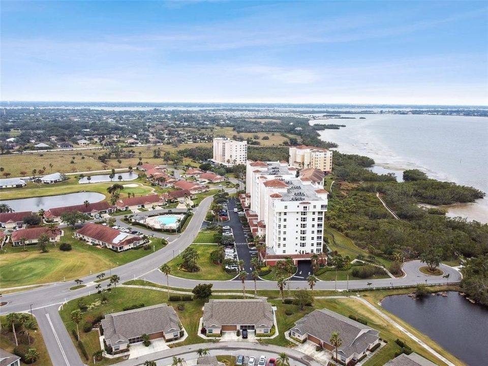 For Sale: $349,900 (3 beds, 2 baths, 1488 Square Feet)