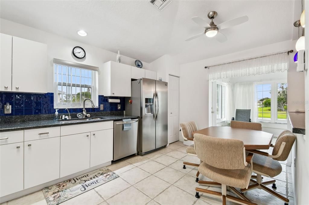 For Sale: $349,900 (3 beds, 2 baths, 1488 Square Feet)