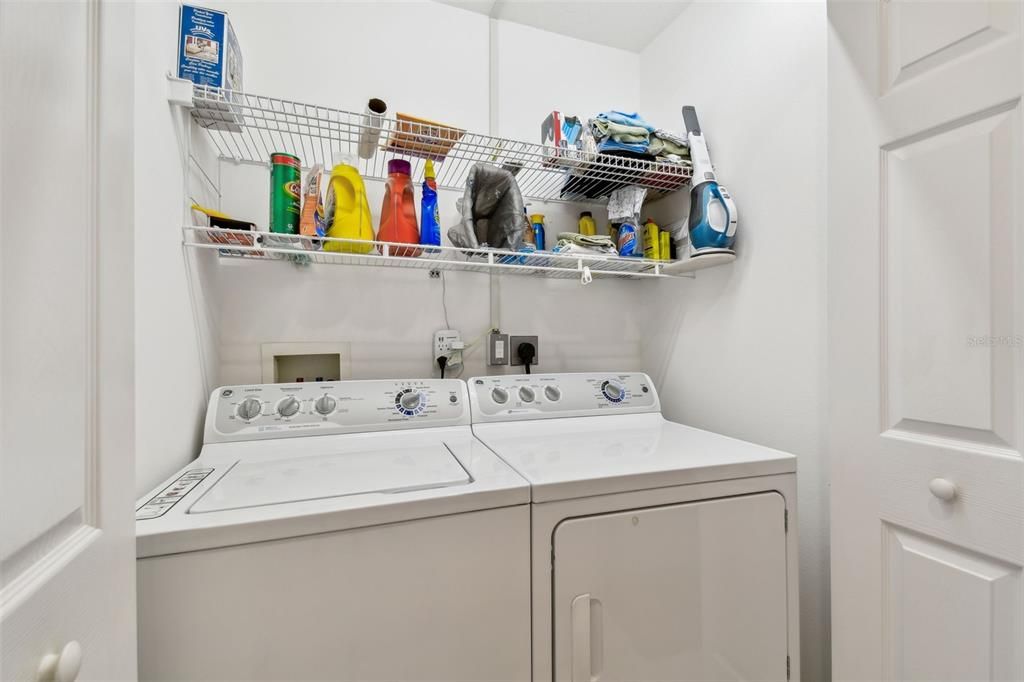 For Sale: $349,900 (3 beds, 2 baths, 1488 Square Feet)