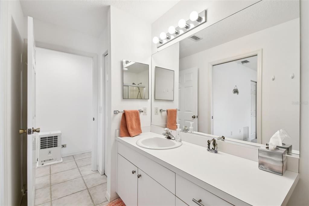 For Sale: $349,900 (3 beds, 2 baths, 1488 Square Feet)