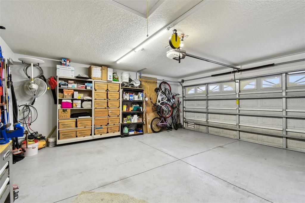 For Sale: $349,900 (3 beds, 2 baths, 1488 Square Feet)