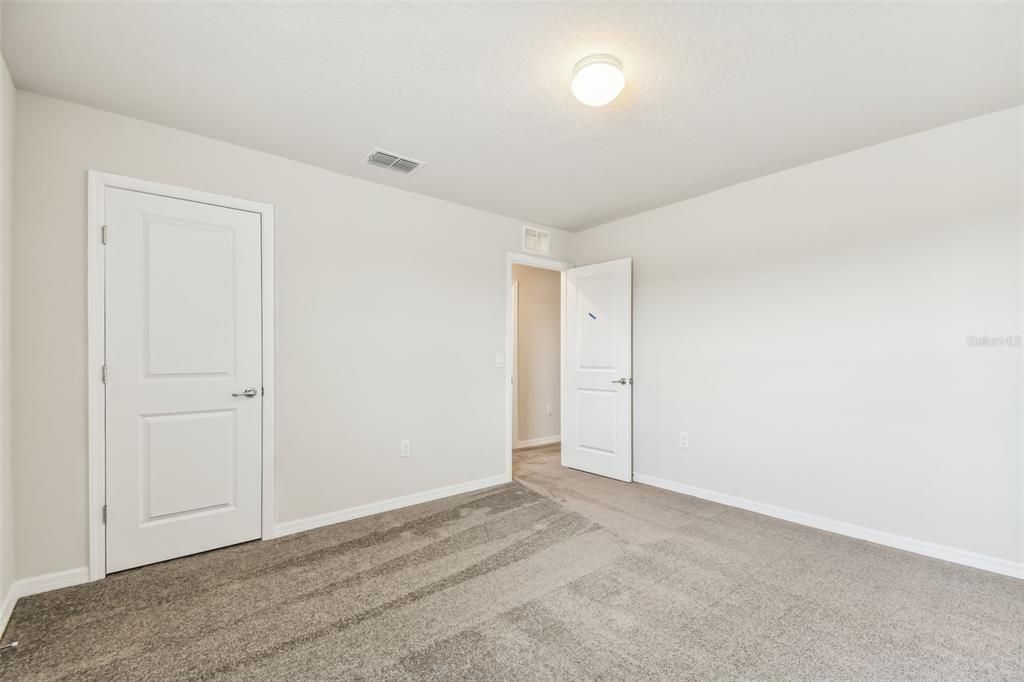 En Venta: $568,990 (4 camas, 3 baños, 2894 Pies cuadrados)