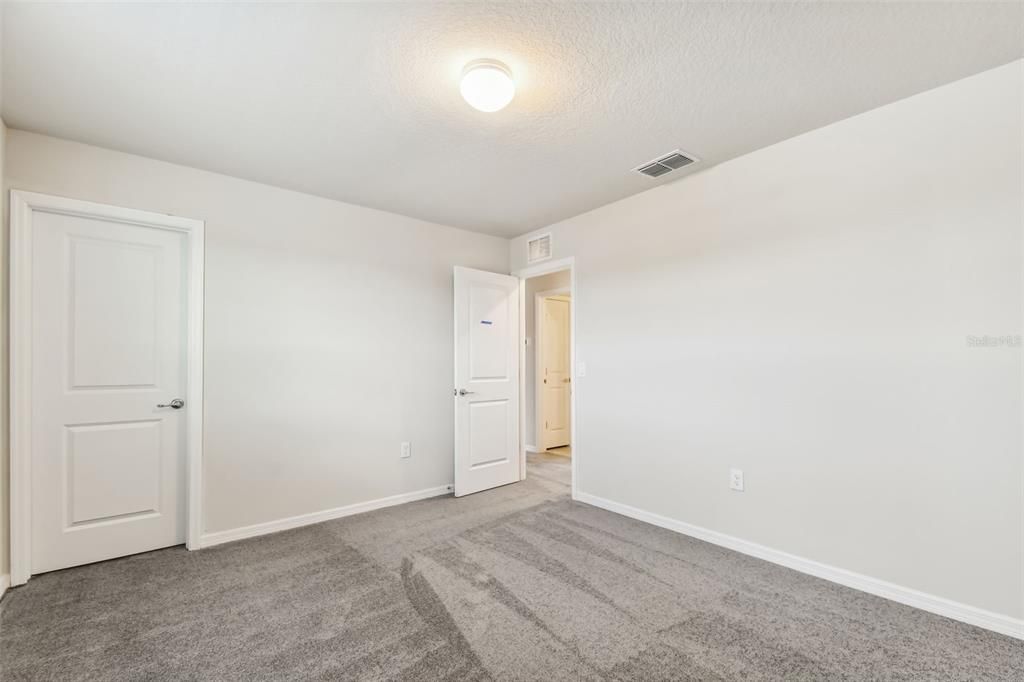 En Venta: $568,990 (4 camas, 3 baños, 2894 Pies cuadrados)