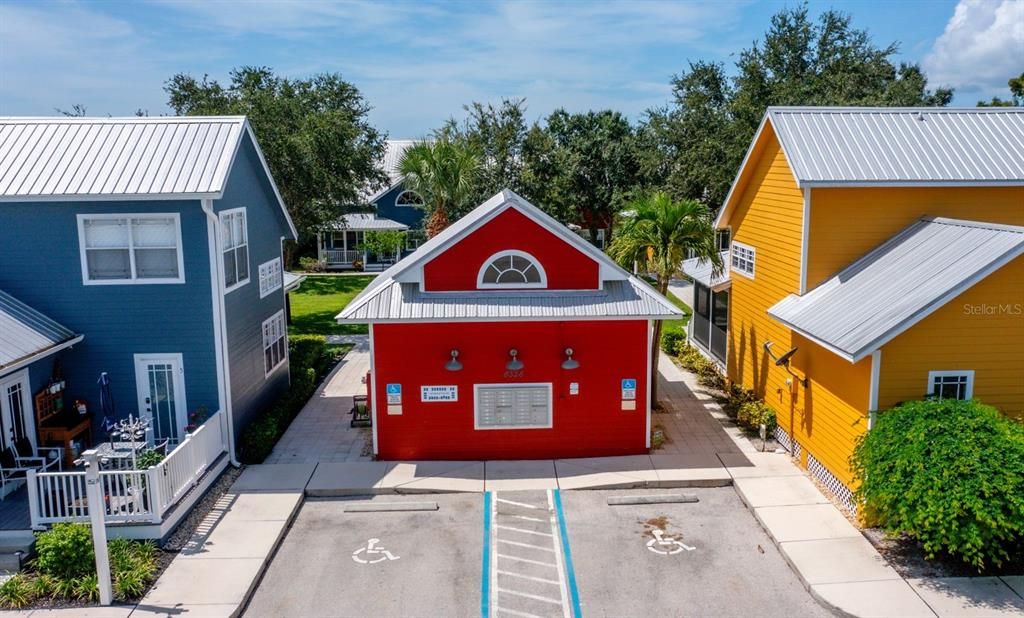 Под контрактом: $199,000 (1 спален, 2 ванн, 1090 Квадратных фут)