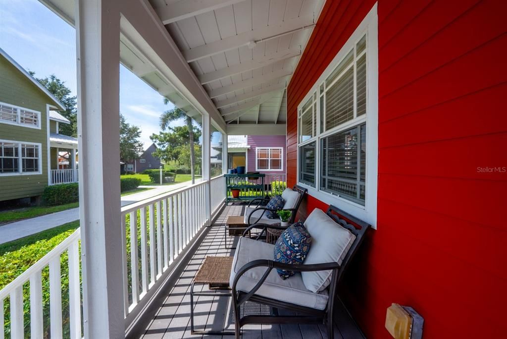 Под контрактом: $199,000 (1 спален, 2 ванн, 1090 Квадратных фут)