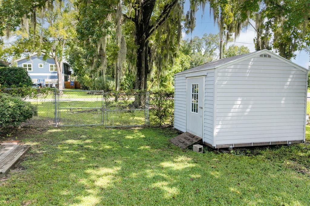 待售: $320,000 (3 贝兹, 2 浴室, 2045 平方英尺)