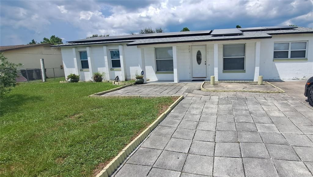 Active With Contract: $320,000 (4 beds, 1 baths, 1276 Square Feet)