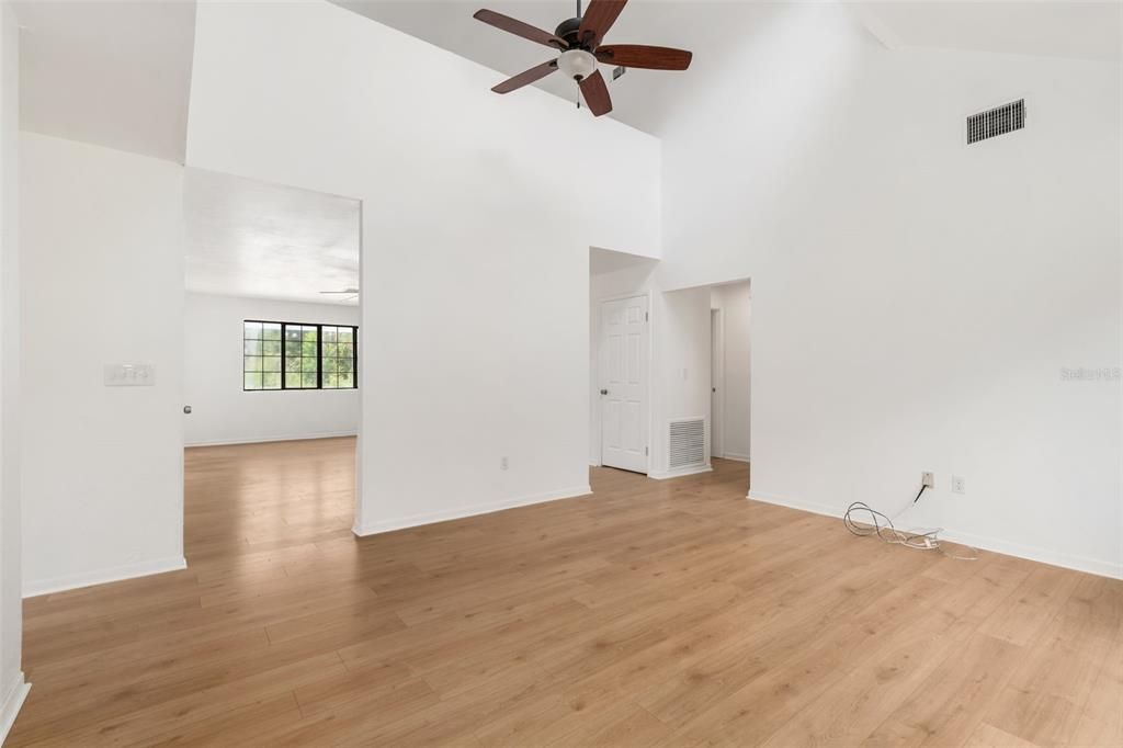 For Sale: $375,000 (3 beds, 2 baths, 2105 Square Feet)