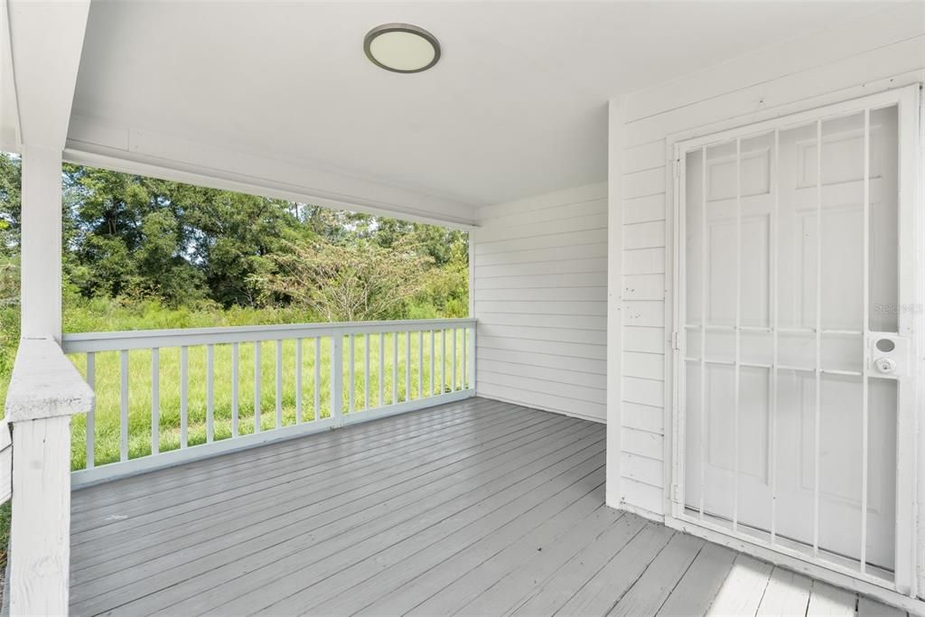 For Sale: $375,000 (3 beds, 2 baths, 2105 Square Feet)