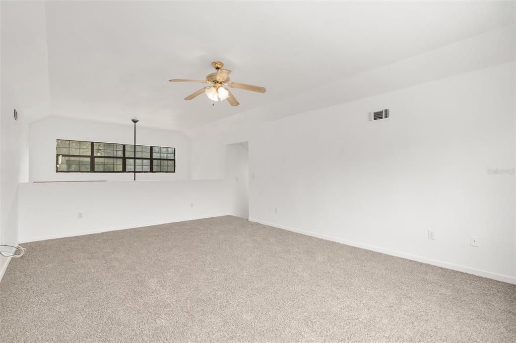 For Sale: $375,000 (3 beds, 2 baths, 2105 Square Feet)