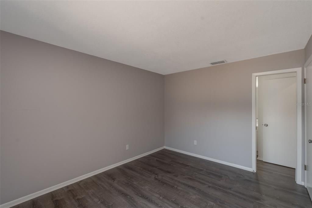 Active With Contract: $2,000 (3 beds, 2 baths, 1460 Square Feet)