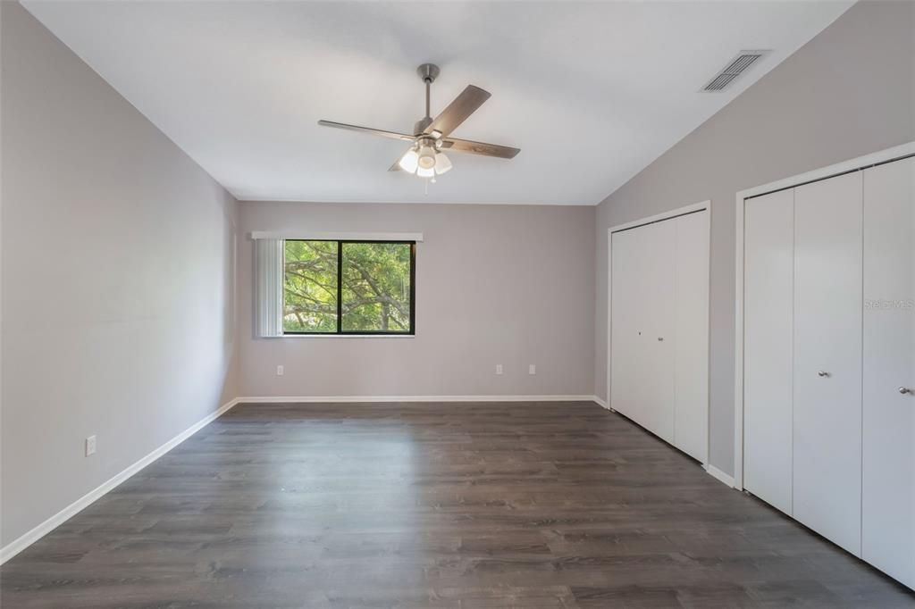 Active With Contract: $2,000 (3 beds, 2 baths, 1460 Square Feet)