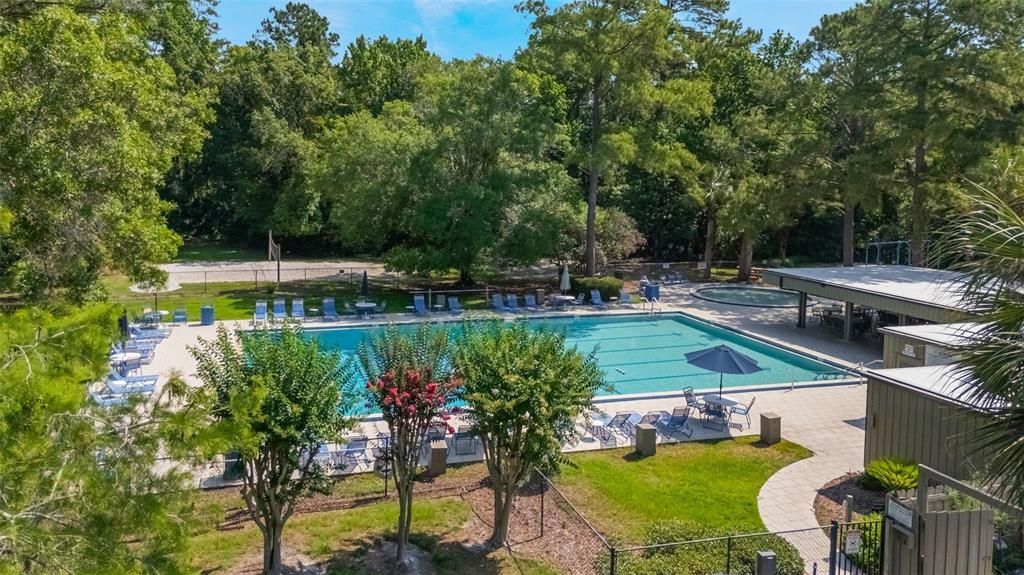 Active With Contract: $2,000 (3 beds, 2 baths, 1460 Square Feet)