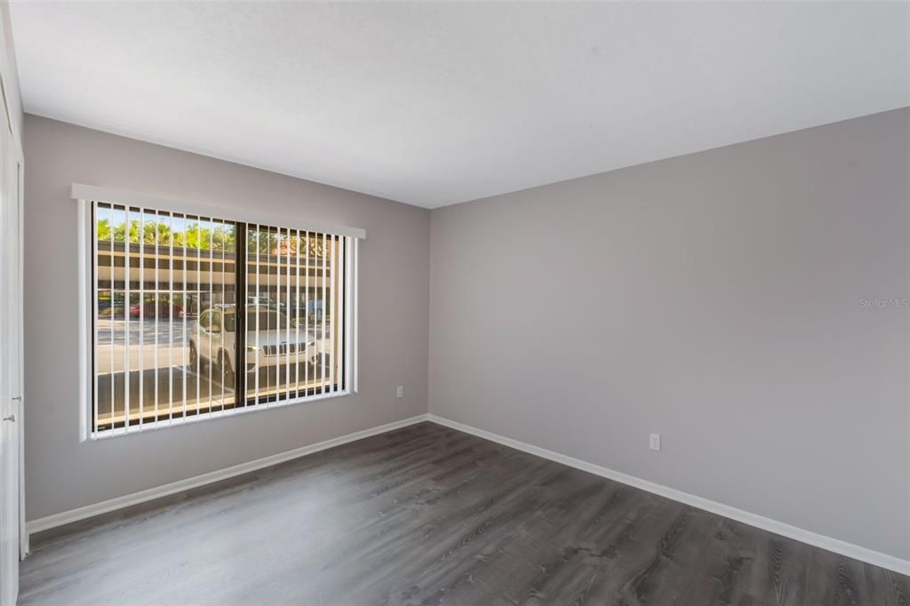 Active With Contract: $2,000 (3 beds, 2 baths, 1460 Square Feet)