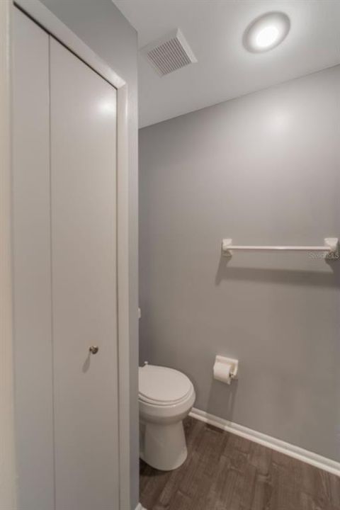 Active With Contract: $2,000 (3 beds, 2 baths, 1460 Square Feet)