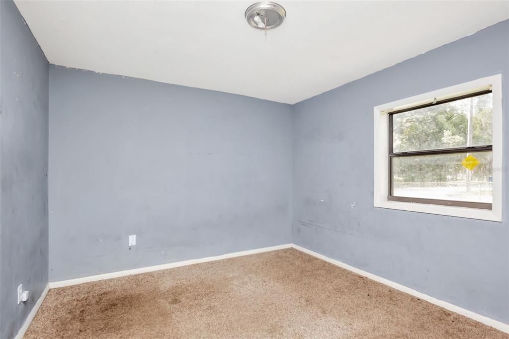 Activo con contrato: $229,000 (3 camas, 1 baños, 1440 Pies cuadrados)