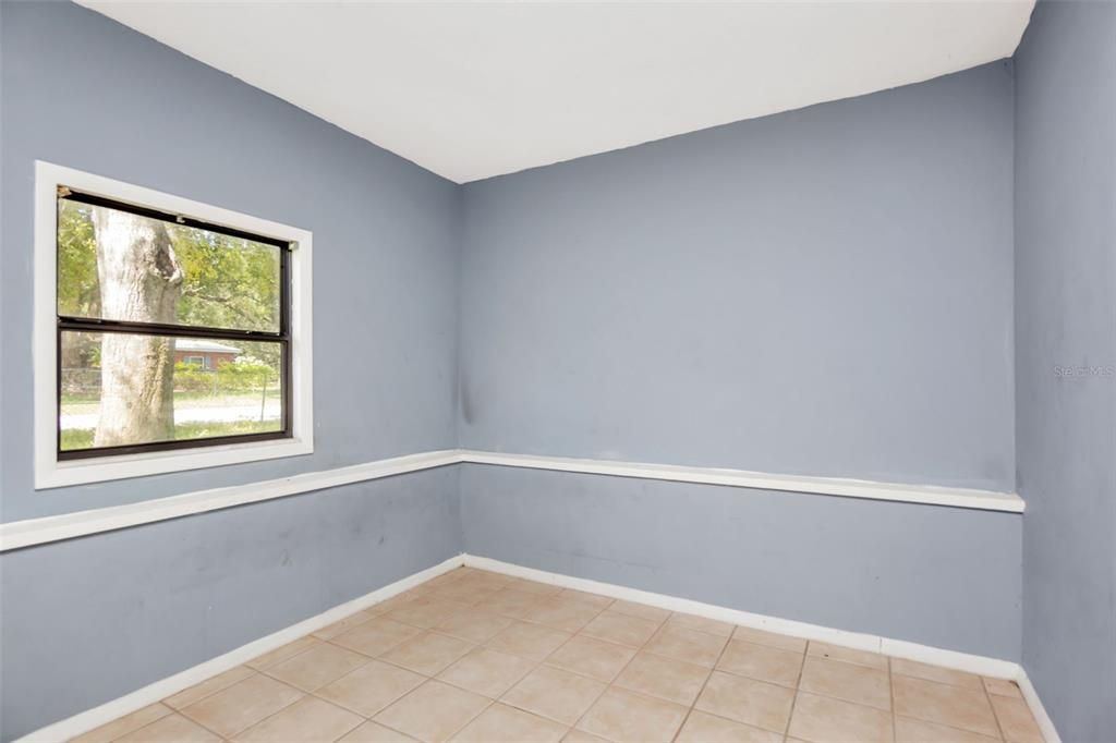 Activo con contrato: $229,000 (3 camas, 1 baños, 1440 Pies cuadrados)