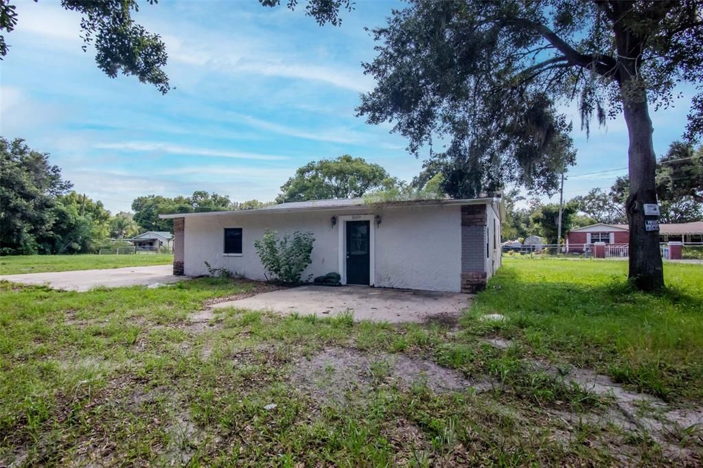 Activo con contrato: $229,000 (3 camas, 1 baños, 1440 Pies cuadrados)