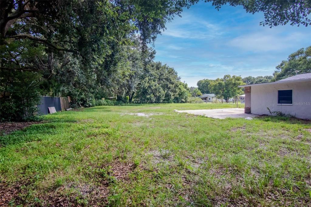 Activo con contrato: $229,000 (3 camas, 1 baños, 1440 Pies cuadrados)