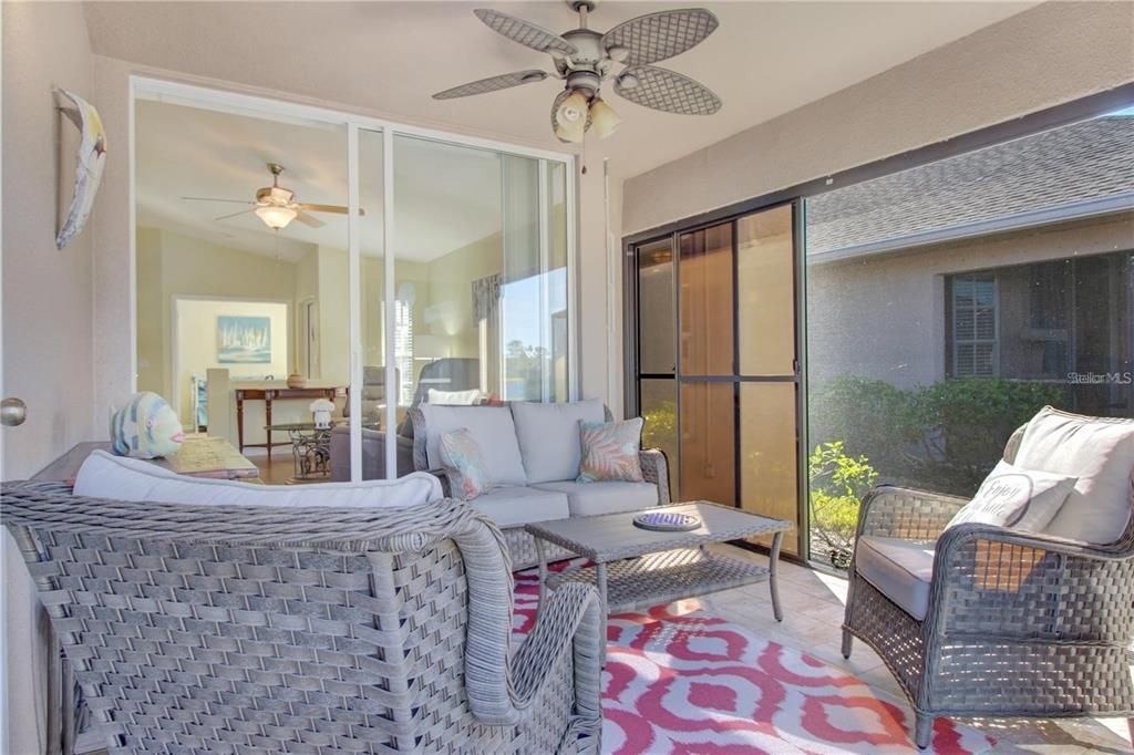 合同活跃: $299,999 (3 贝兹, 2 浴室, 1477 平方英尺)