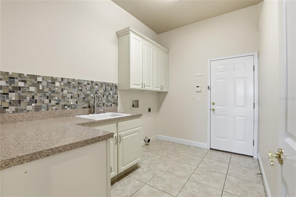 Active With Contract: $359,900 (3 beds, 2 baths, 1999 Square Feet)