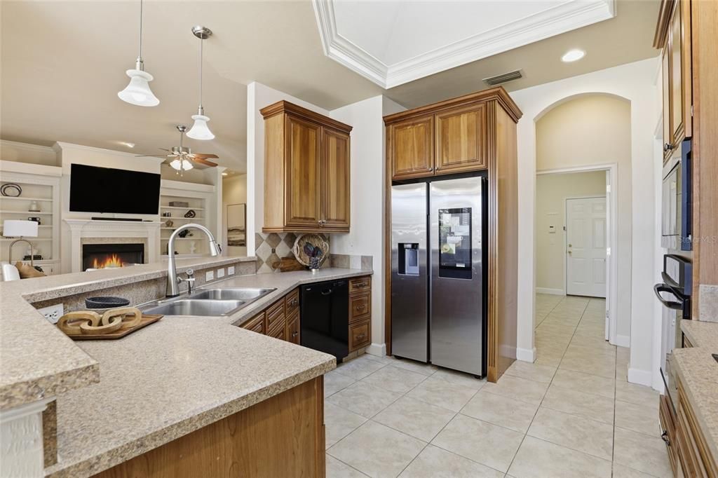 Active With Contract: $359,900 (3 beds, 2 baths, 1999 Square Feet)