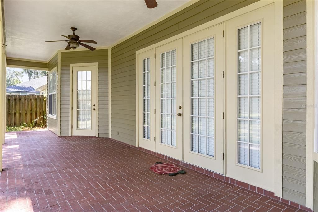 Active With Contract: $359,900 (3 beds, 2 baths, 1999 Square Feet)