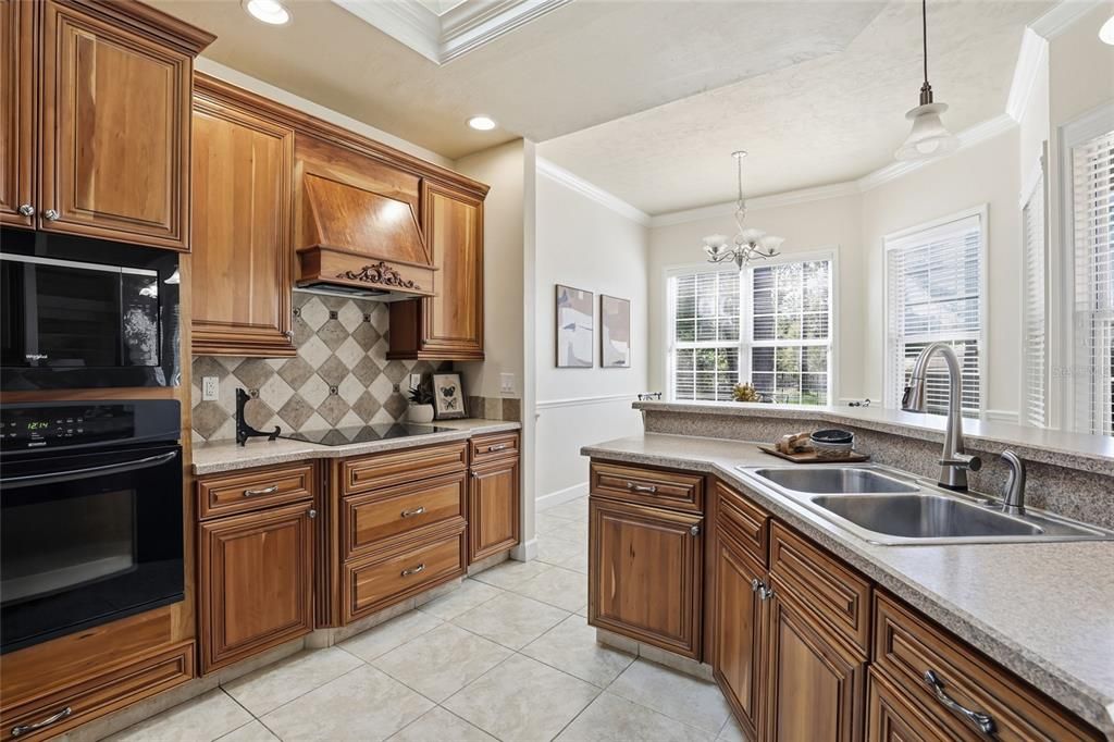 Active With Contract: $359,900 (3 beds, 2 baths, 1999 Square Feet)