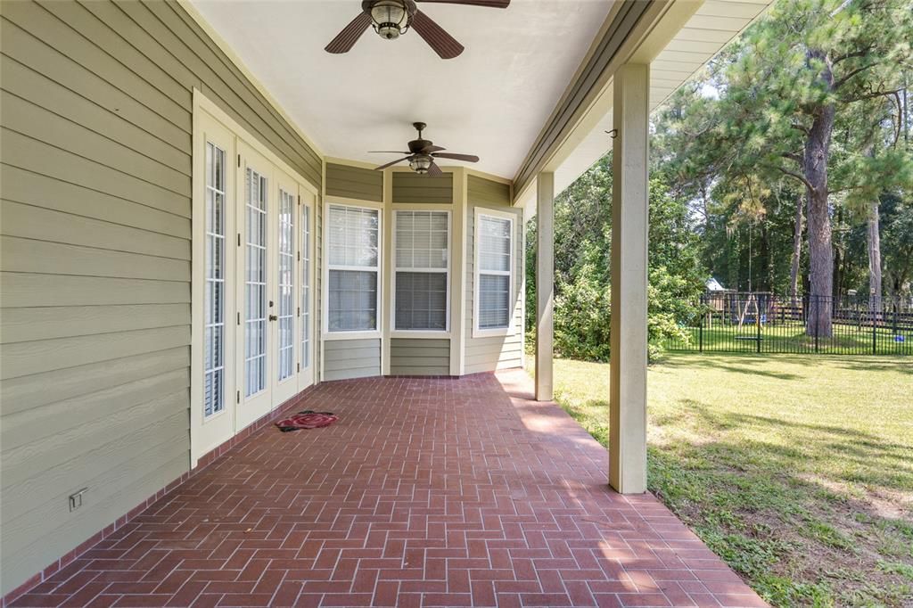 Active With Contract: $359,900 (3 beds, 2 baths, 1999 Square Feet)