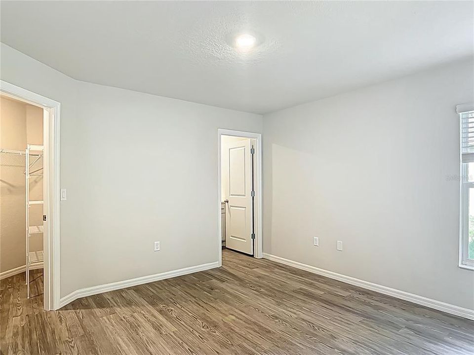 待售: $419,900 (4 贝兹, 0 浴室, 2104 平方英尺)