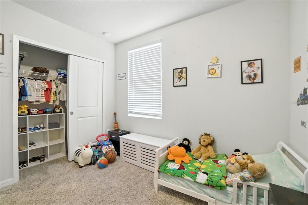 For Sale: $345,000 (3 beds, 2 baths, 1659 Square Feet)