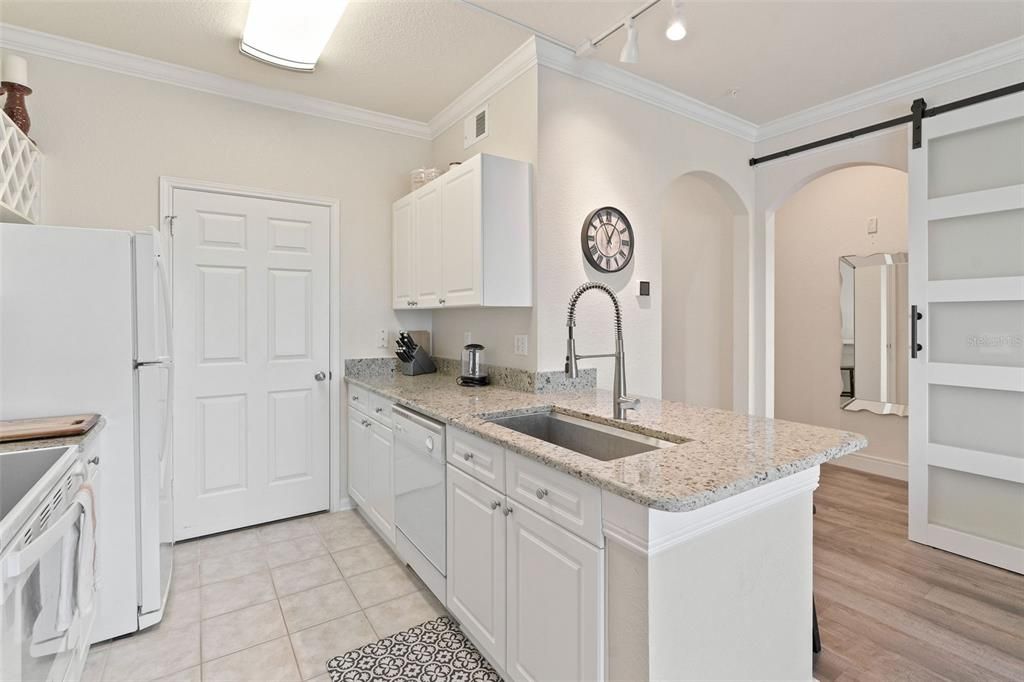 En Venta: $259,000 (2 camas, 2 baños, 1010 Pies cuadrados)