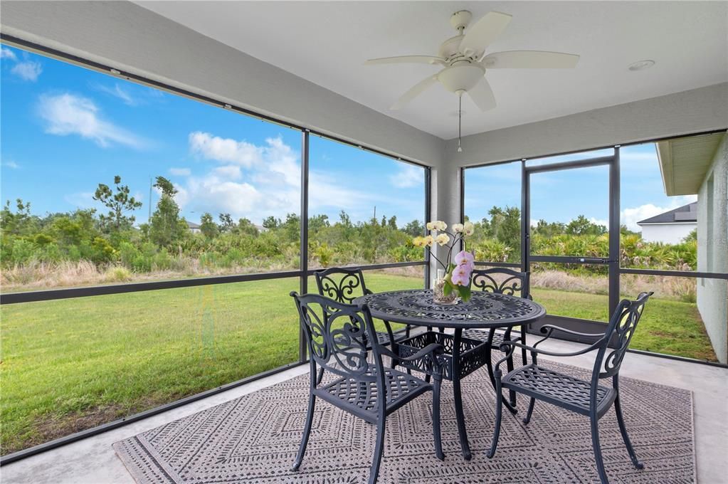 合同活跃: $1,700 (3 贝兹, 2 浴室, 1640 平方英尺)